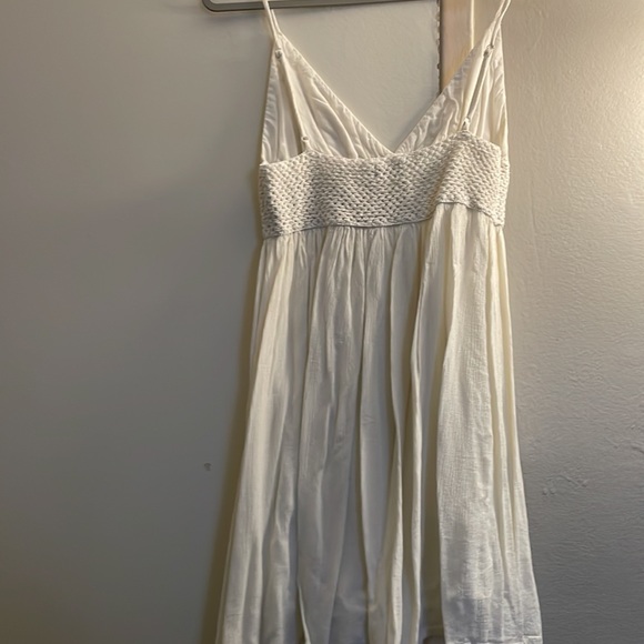 VOLCOM XS dress. Only worn once, in perfect condition - Picture 3 of 3